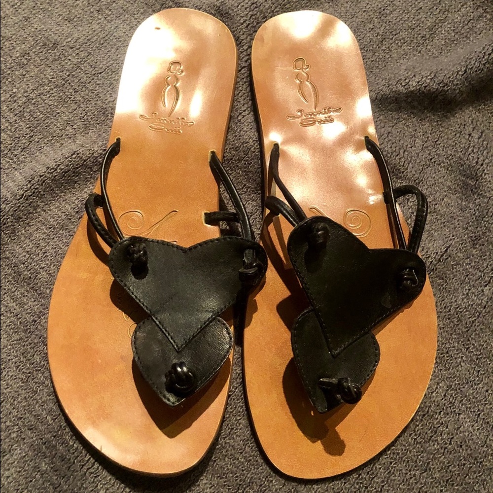 Anthropology Jenifer Swii Black Heart Sandals